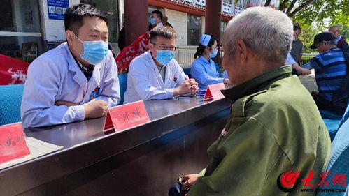 情暖敬老院，青春獻愛心——沂南縣第三醫(yī)療健康服務集團五四青年節(jié)養(yǎng)老服務活動側(cè)記